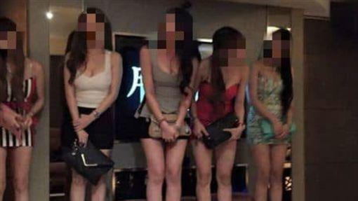 和越女跟台女做愛哪個爽?釣到吃過神人「越女容易頂到OO台女屁股...」網暴動:懂玩!