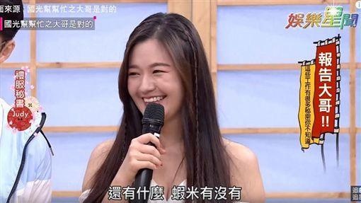 男人們羨慕的職業...禮服妹「喬過萬顆乳」爆行業暗黑秘辛...試穿婚紗都OO過的!