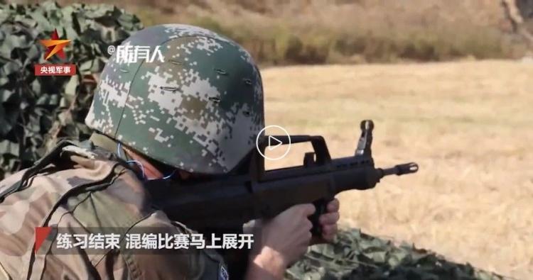 大陸當兵也搞這招!交流營外國學員「摺豆腐塊棉被摺到崩潰」網笑:我在他眼中看到絕望
