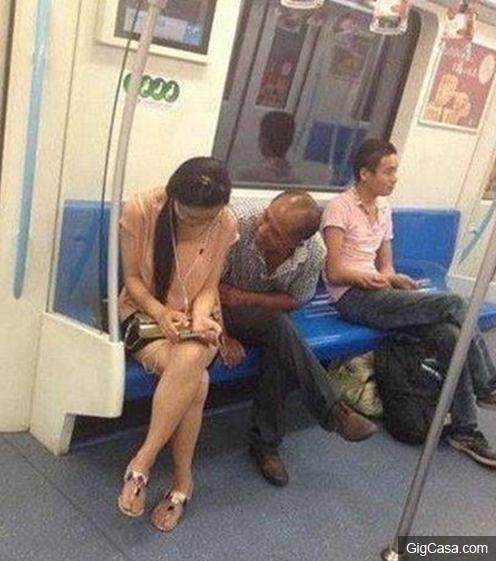 3搞笑內涵趣圖：這是熱還是冷啊！！！ 難道是傳說中的基友嗎？ 包你笑到不行