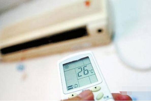 開空調時一定要按這個按鈕,一個夏天下來電費比鄰居少幾千塊!