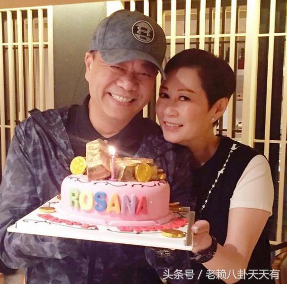 56歲歐陽震華近照，質疑聲中娶賭王孫女恩愛21年，今雖沒孩子卻很愜意