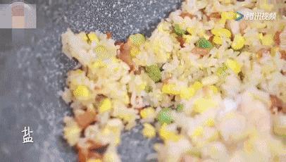 不削皮，不挖眼，一分鐘快速切好一整個菠蘿！真是太省力了！