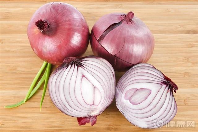 再次提醒：4種食物會讓血脂「直升」，你還是管不住嘴！